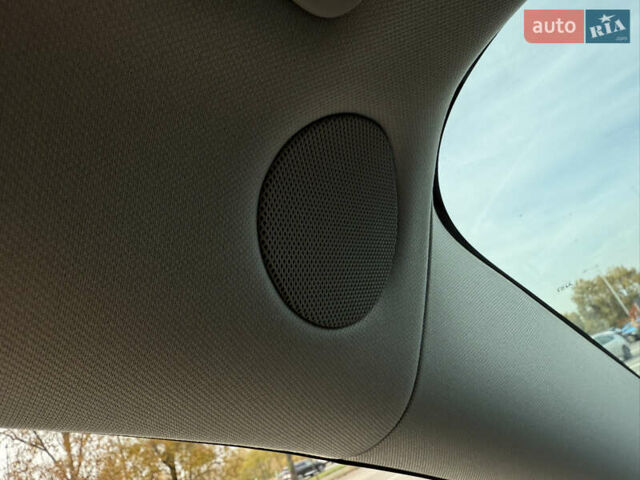 Білий Тесла Модель 3, об'ємом двигуна 0 л та пробігом 73 тис. км за 23850 $, фото 24 на Automoto.ua