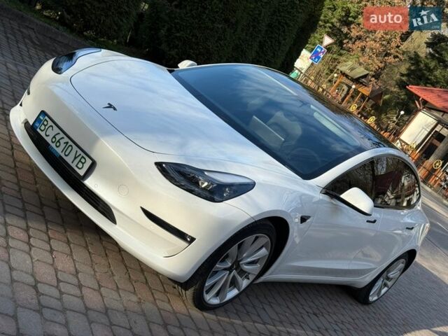 Білий Тесла Модель 3, об'ємом двигуна 0 л та пробігом 89 тис. км за 19900 $, фото 30 на Automoto.ua