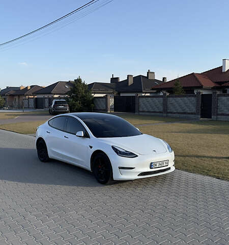 Білий Тесла Модель 3, об'ємом двигуна 0 л та пробігом 82 тис. км за 21300 $, фото 11 на Automoto.ua