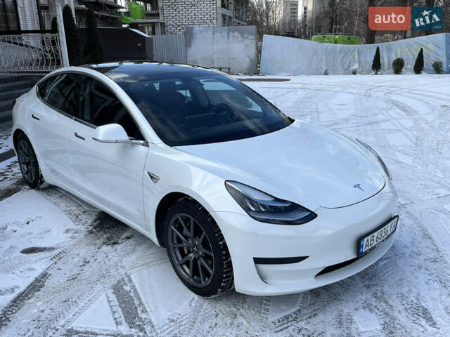 Белый Тесла Модель 3, объемом двигателя 0 л и пробегом 63 тыс. км за 19500 $, фото 20 на Automoto.ua