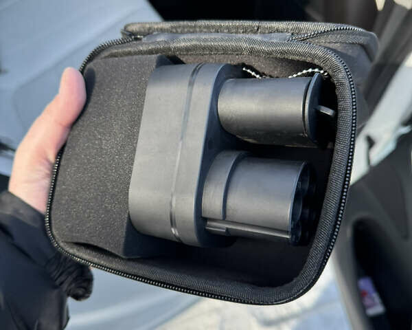 Білий Тесла Модель 3, об'ємом двигуна 0 л та пробігом 143 тис. км за 23000 $, фото 10 на Automoto.ua