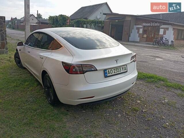 Белый Тесла Модель 3, объемом двигателя 0 л и пробегом 127 тыс. км за 16000 $, фото 9 на Automoto.ua