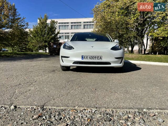 Белый Тесла Модель 3, объемом двигателя 0 л и пробегом 14 тыс. км за 35000 $, фото 18 на Automoto.ua