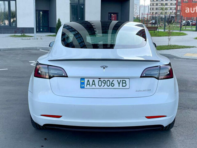 Білий Тесла Модель 3, об'ємом двигуна 0 л та пробігом 96 тис. км за 22000 $, фото 17 на Automoto.ua