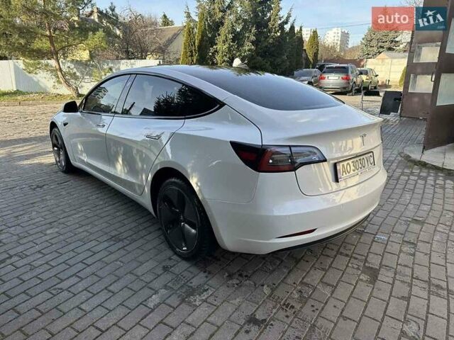 Белый Тесла Модель 3, объемом двигателя 0 л и пробегом 99 тыс. км за 23000 $, фото 9 на Automoto.ua