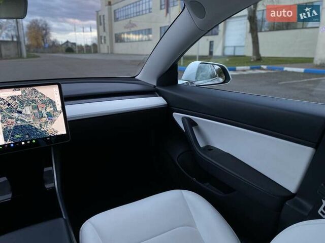 Тесла Модель 3 2020 у Стрые на Automoto.ua Білий Тесла Модель 3, об'ємом двигуна 0 л та пробігом 101 тис. км за 15990 $, фото 12 на Automoto.ua