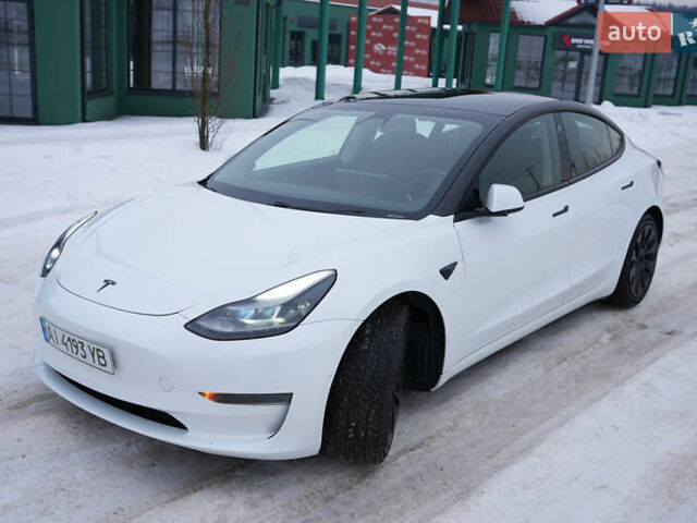 Білий Тесла Модель 3, об'ємом двигуна 0 л та пробігом 90 тис. км за 16999 $, фото 3 на Automoto.ua