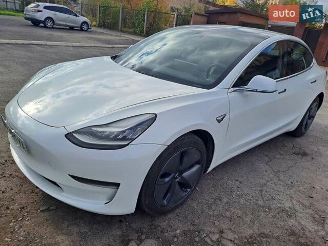 Білий Тесла Модель 3, об'ємом двигуна 0 л та пробігом 81 тис. км за 16500 $, фото 10 на Automoto.ua