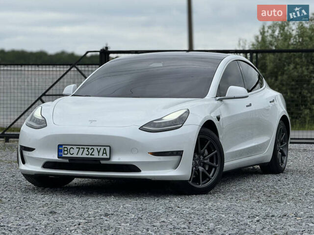 Білий Тесла Модель 3, об'ємом двигуна 0 л та пробігом 120 тис. км за 17500 $, фото 12 на Automoto.ua