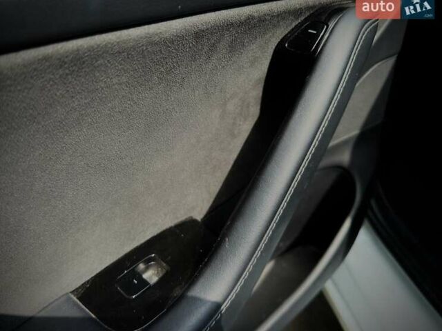 Тесла Модель 3 2020 в Киеве на Automoto.ua Белый Тесла Модель 3, объемом двигателя 0 л и пробегом 171 тыс. км за 19999 $, фото 18 на Automoto.ua