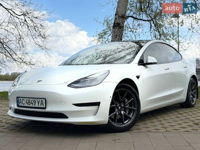 Белый Тесла Модель 3, объемом двигателя 0 л и пробегом 90 тыс. км за 19500 $, фото 10 на Automoto.ua