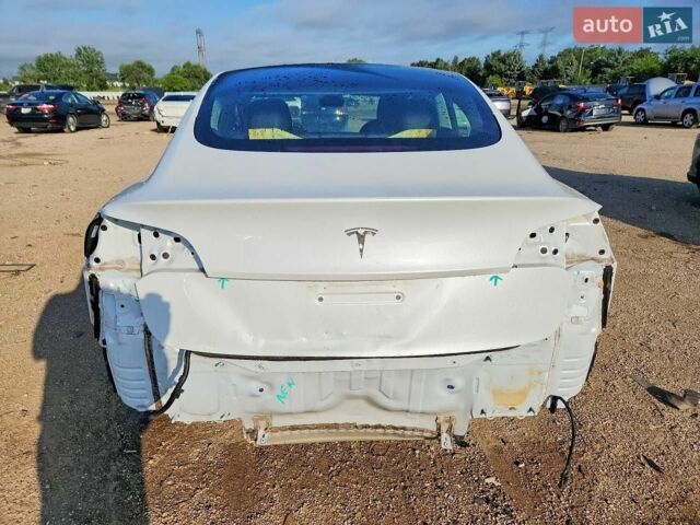 Білий Тесла Модель 3, об'ємом двигуна 0 л та пробігом 78 тис. км за 7100 $, фото 5 на Automoto.ua