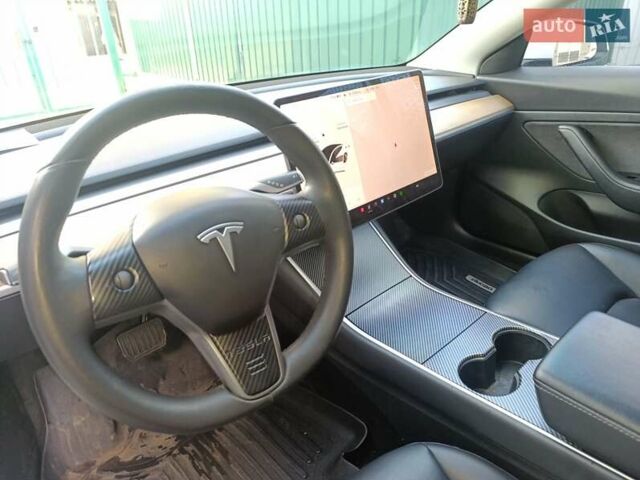 Белый Тесла Модель 3, объемом двигателя 0 л и пробегом 138 тыс. км за 17000 $, фото 6 на Automoto.ua