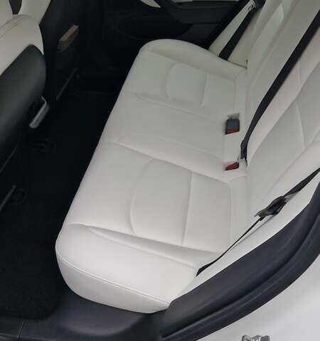 Белый Тесла Модель 3, объемом двигателя 0 л и пробегом 93 тыс. км за 16800 $, фото 14 на Automoto.ua