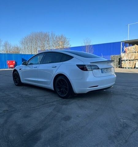 Белый Тесла Модель 3, объемом двигателя 0 л и пробегом 165 тыс. км за 14500 $, фото 4 на Automoto.ua