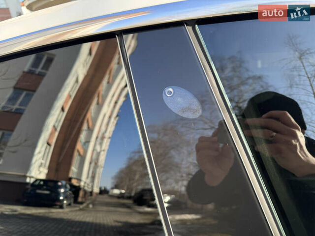 Белый Тесла Модель 3, объемом двигателя 0 л и пробегом 102 тыс. км за 13700 $, фото 33 на Automoto.ua