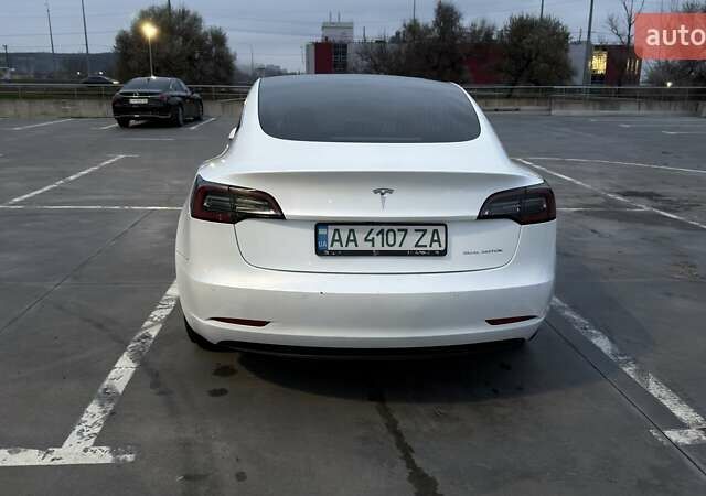 Білий Тесла Модель 3, об'ємом двигуна 0 л та пробігом 160 тис. км за 16000 $, фото 19 на Automoto.ua