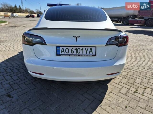 Тесла Модель 3 2020 у Мукачеве на Automoto.ua Білий Тесла Модель 3, об'ємом двигуна 0 л та пробігом 160 тис. км за 18499 $, фото 8 на Automoto.ua