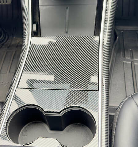 Белый Тесла Модель 3, объемом двигателя 0 л и пробегом 72 тыс. км за 25000 $, фото 15 на Automoto.ua