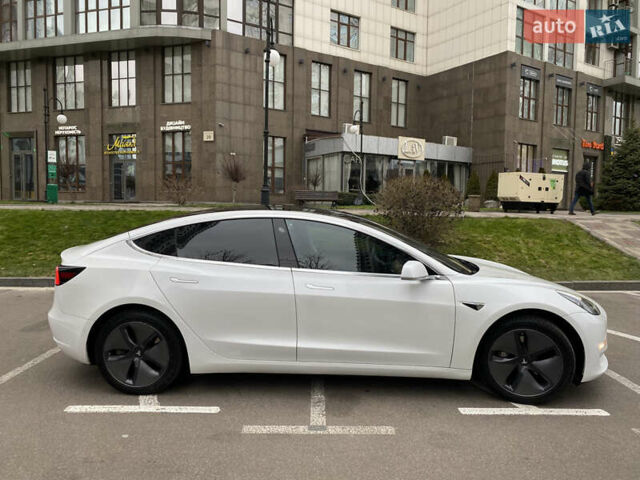 Белый Тесла Модель 3, объемом двигателя 0 л и пробегом 155 тыс. км за 21500 $, фото 8 на Automoto.ua