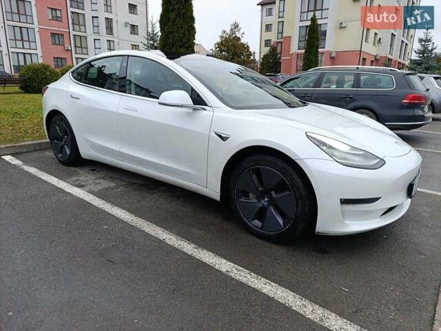 Білий Тесла Модель 3, об'ємом двигуна 0 л та пробігом 112 тис. км за 18500 $, фото 7 на Automoto.ua