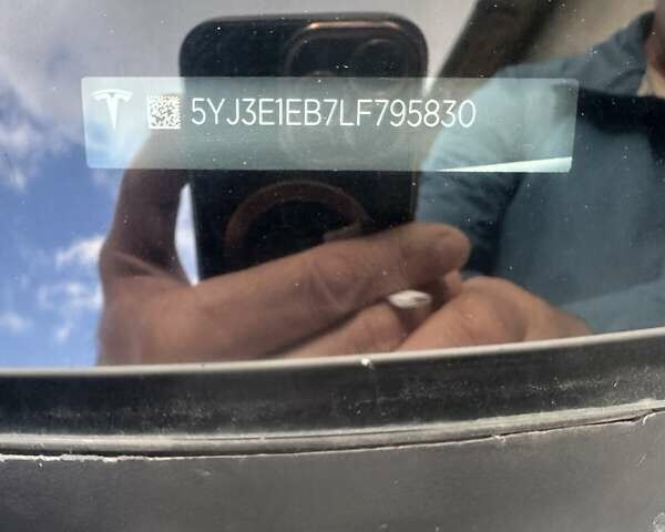 Білий Тесла Модель 3, об'ємом двигуна 0 л та пробігом 117 тис. км за 19900 $, фото 6 на Automoto.ua