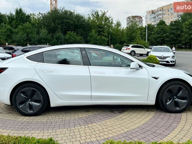 Білий Тесла Модель 3, об'ємом двигуна 0 л та пробігом 123 тис. км за 17300 $, фото 7 на Automoto.ua