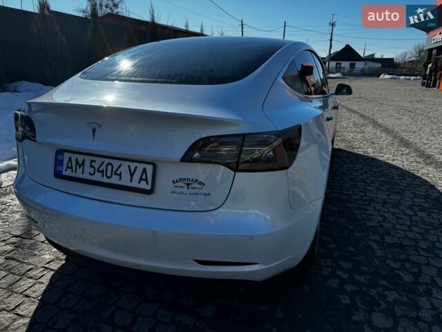 Белый Тесла Модель 3, объемом двигателя 0 л и пробегом 71 тыс. км за 17900 $, фото 8 на Automoto.ua