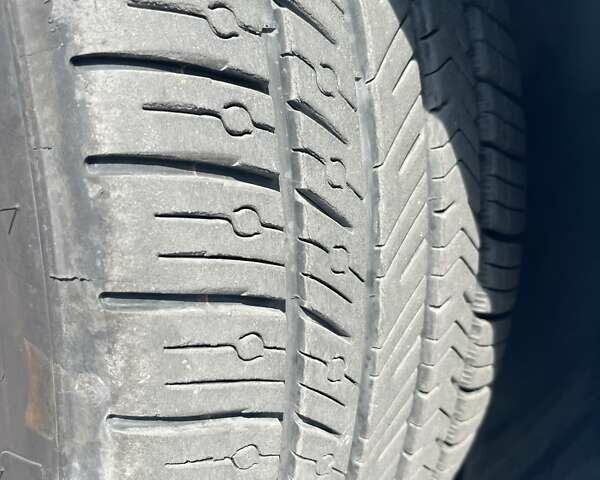 Белый Тесла Модель 3, объемом двигателя 0 л и пробегом 98 тыс. км за 18500 $, фото 23 на Automoto.ua