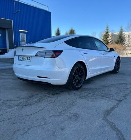 Белый Тесла Модель 3, объемом двигателя 0 л и пробегом 168 тыс. км за 13900 $, фото 8 на Automoto.ua