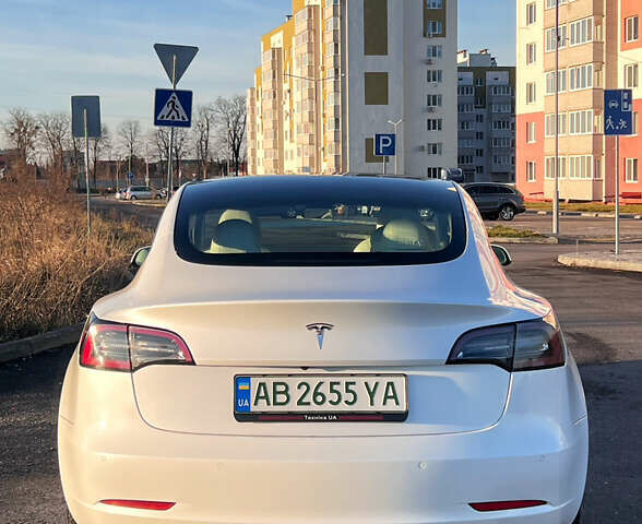 Белый Тесла Модель 3, объемом двигателя 0 л и пробегом 53 тыс. км за 18500 $, фото 6 на Automoto.ua
