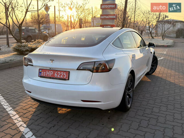 Белый Тесла Модель 3, объемом двигателя 0 л и пробегом 190 тыс. км за 17900 $, фото 5 на Automoto.ua