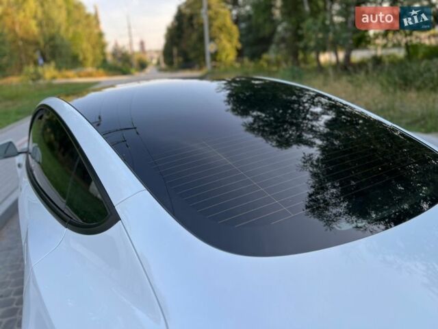Білий Тесла Модель 3, об'ємом двигуна 0 л та пробігом 20 тис. км за 18200 $, фото 31 на Automoto.ua