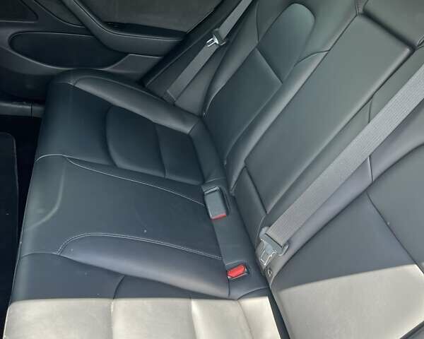 Белый Тесла Модель 3, объемом двигателя 0 л и пробегом 98 тыс. км за 18500 $, фото 8 на Automoto.ua