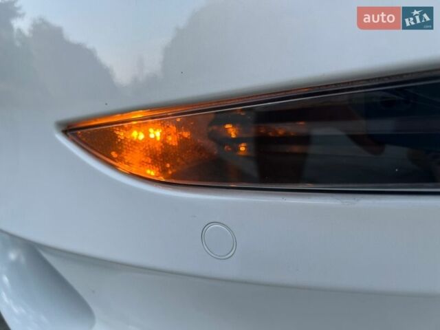 Білий Тесла Модель 3, об'ємом двигуна 0 л та пробігом 20 тис. км за 18200 $, фото 22 на Automoto.ua