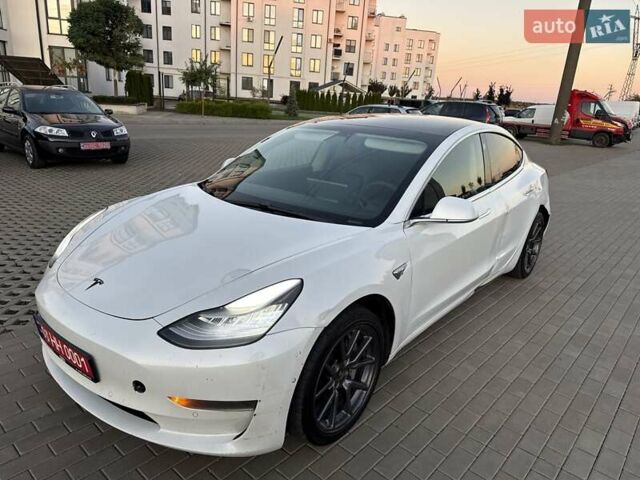 Білий Тесла Модель 3, об'ємом двигуна 0 л та пробігом 221 тис. км за 12700 $, фото 11 на Automoto.ua
