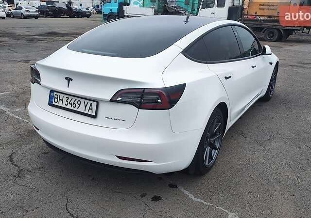 Белый Тесла Модель 3, объемом двигателя 0 л и пробегом 43 тыс. км за 25000 $, фото 18 на Automoto.ua