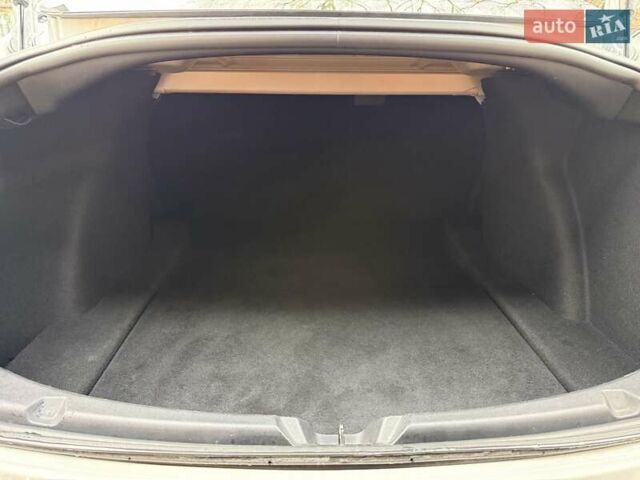 Білий Тесла Модель 3, об'ємом двигуна 0 л та пробігом 58 тис. км за 23000 $, фото 5 на Automoto.ua