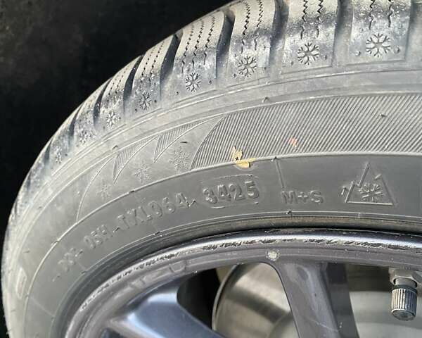 Білий Тесла Модель 3, об'ємом двигуна 0 л та пробігом 103 тис. км за 18500 $, фото 17 на Automoto.ua