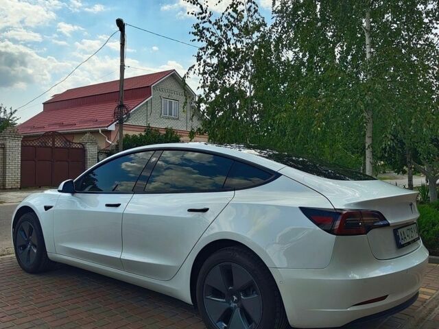 Белый Тесла Модель 3, объемом двигателя 0 л и пробегом 73 тыс. км за 20500 $, фото 12 на Automoto.ua