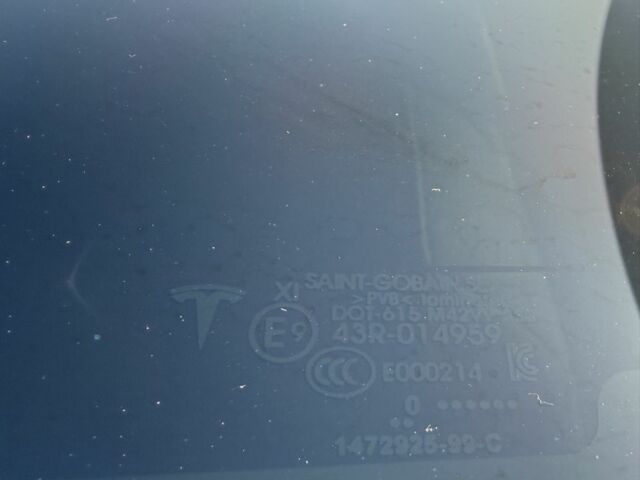 Білий Тесла Модель 3, об'ємом двигуна 0 л та пробігом 102 тис. км за 18500 $, фото 14 на Automoto.ua