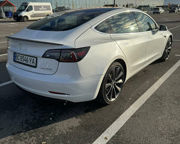 Тесла Модель 3 2020 у Львові на Automoto.ua Білий Тесла Модель 3, об'ємом двигуна 0 л та пробігом 120 тис. км за 20000 $, фото 6 на Automoto.ua