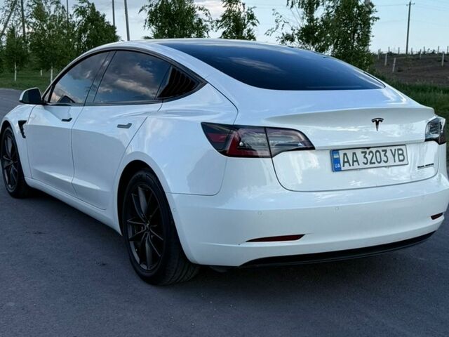 Белый Тесла Модель 3, объемом двигателя 0 л и пробегом 108 тыс. км за 17000 $, фото 5 на Automoto.ua