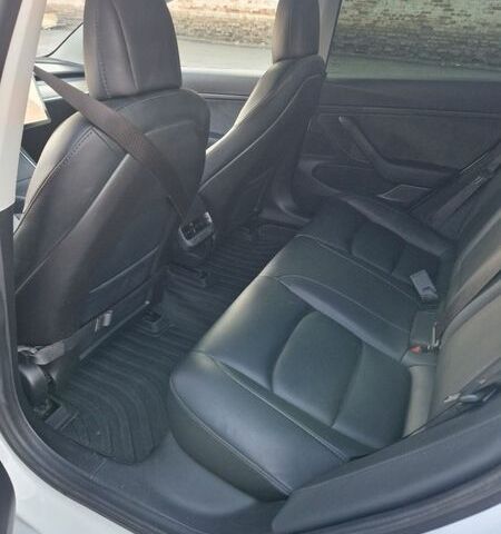 Белый Тесла Модель 3, объемом двигателя 0 л и пробегом 85 тыс. км за 15000 $, фото 27 на Automoto.ua