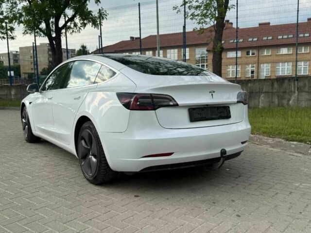 Білий Тесла Модель 3, об'ємом двигуна 0 л та пробігом 113 тис. км за 9800 $, фото 4 на Automoto.ua