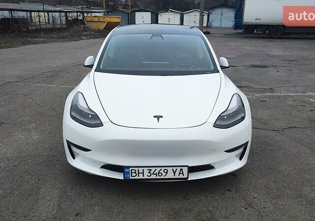 Белый Тесла Модель 3, объемом двигателя 0 л и пробегом 43 тыс. км за 25000 $, фото 23 на Automoto.ua