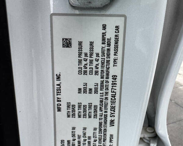 Білий Тесла Модель 3, об'ємом двигуна 0 л та пробігом 75 тис. км за 19900 $, фото 26 на Automoto.ua
