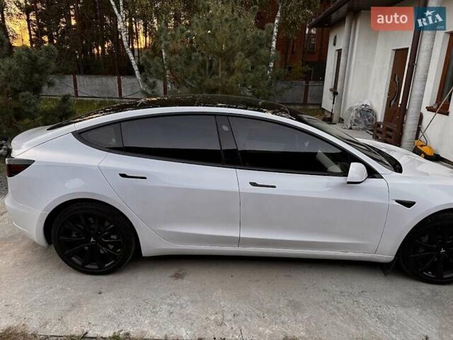 Белый Тесла Модель 3, объемом двигателя 0 л и пробегом 54 тыс. км за 21600 $, фото 8 на Automoto.ua