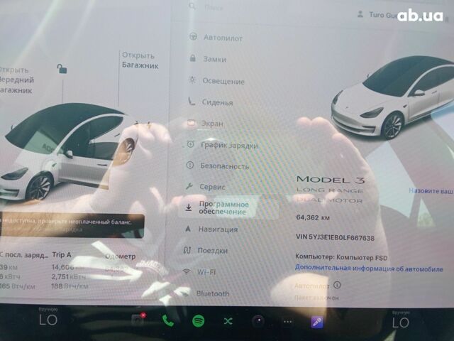 Белый Тесла Модель 3, объемом двигателя 0 л и пробегом 65 тыс. км за 16500 $, фото 6 на Automoto.ua