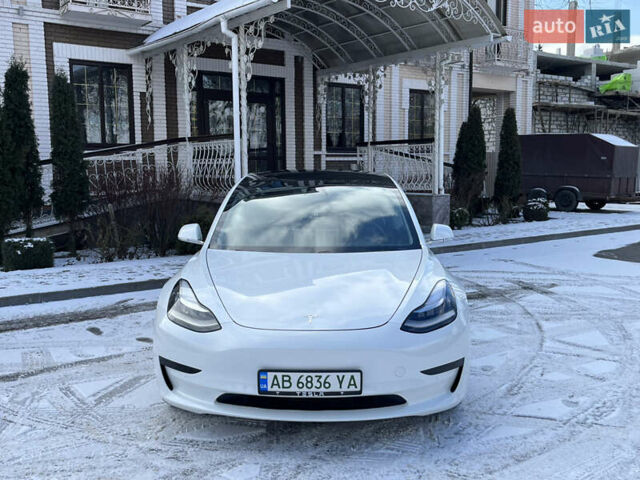 Белый Тесла Модель 3, объемом двигателя 0 л и пробегом 63 тыс. км за 19500 $, фото 10 на Automoto.ua